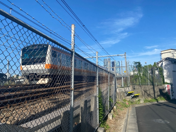 picture of the Chuo-Line train
